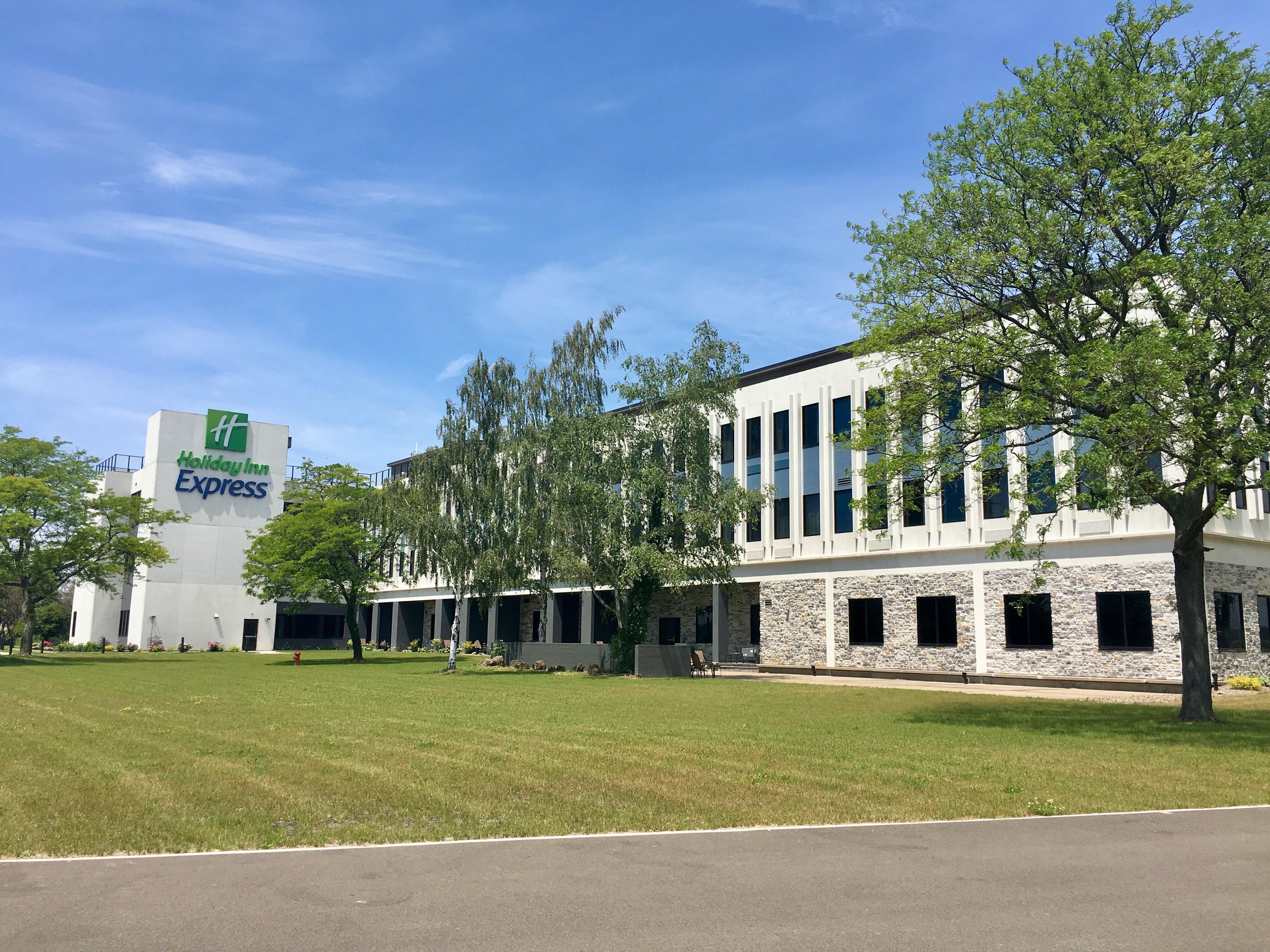 Holiday Inn Express - Grand Island By Ihg Exterior foto